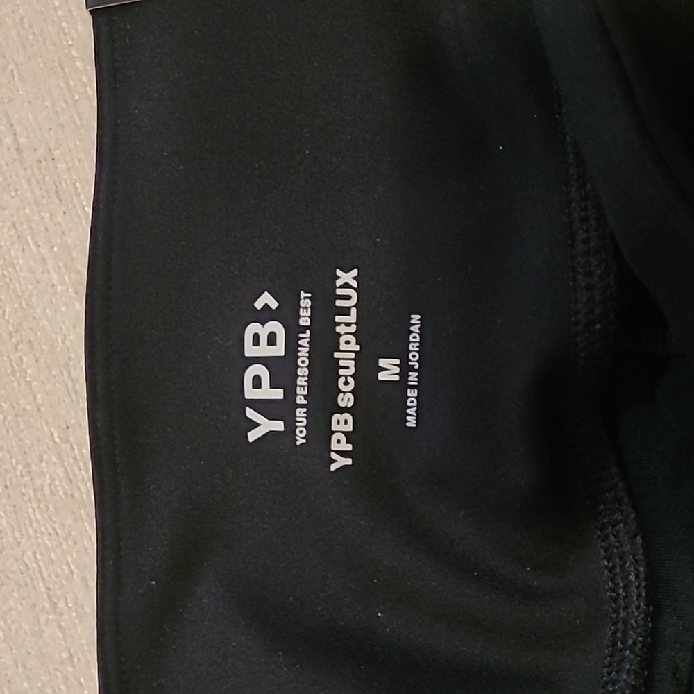 NWT Abercrombie & Fitch YPB Black with White Trim Skirt/Skort - Picture 7 of 8